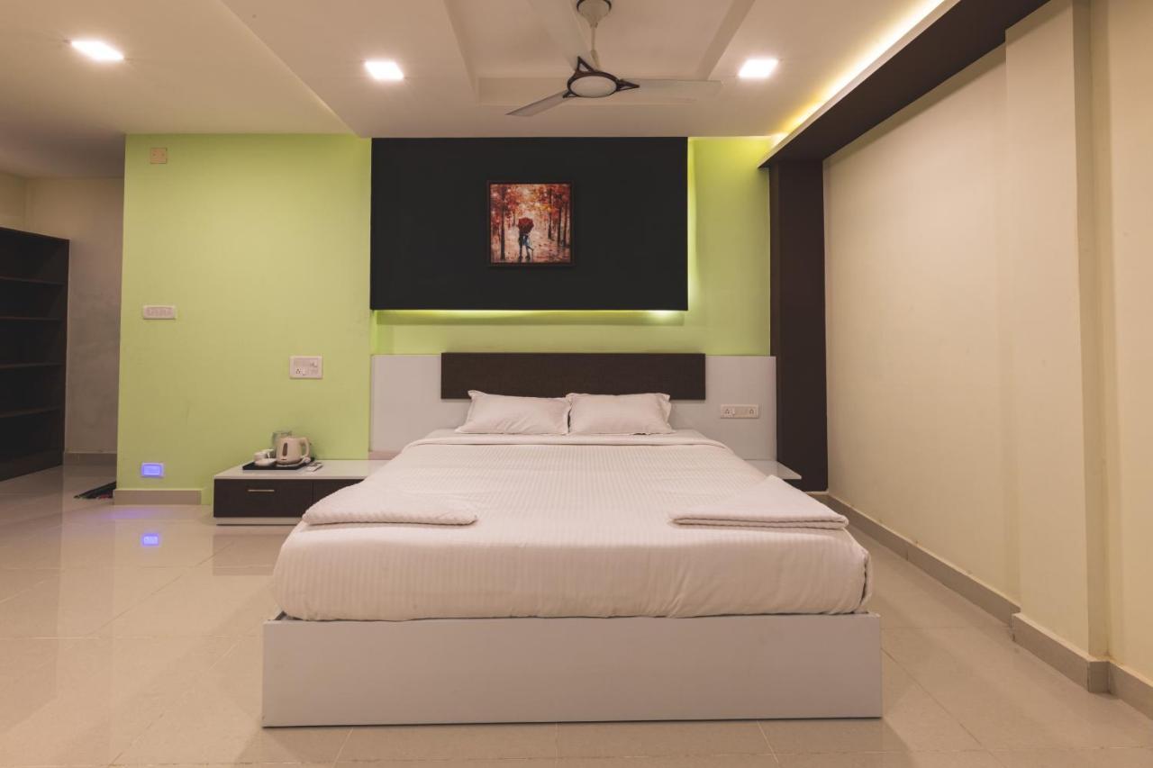 Skm Regency Hotel Madras Buitenkant foto